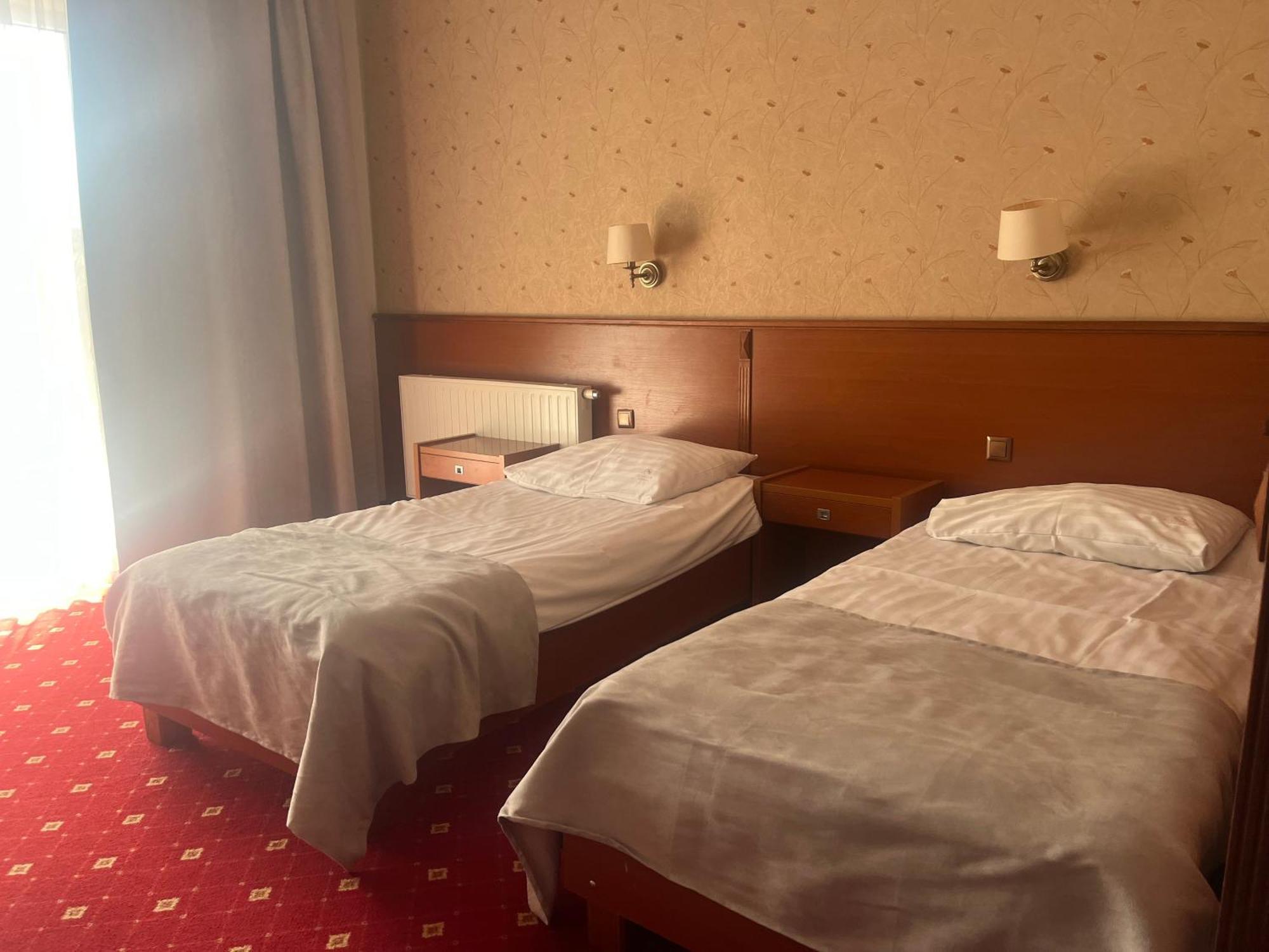 Hotel Albatros Serwy 외부 사진