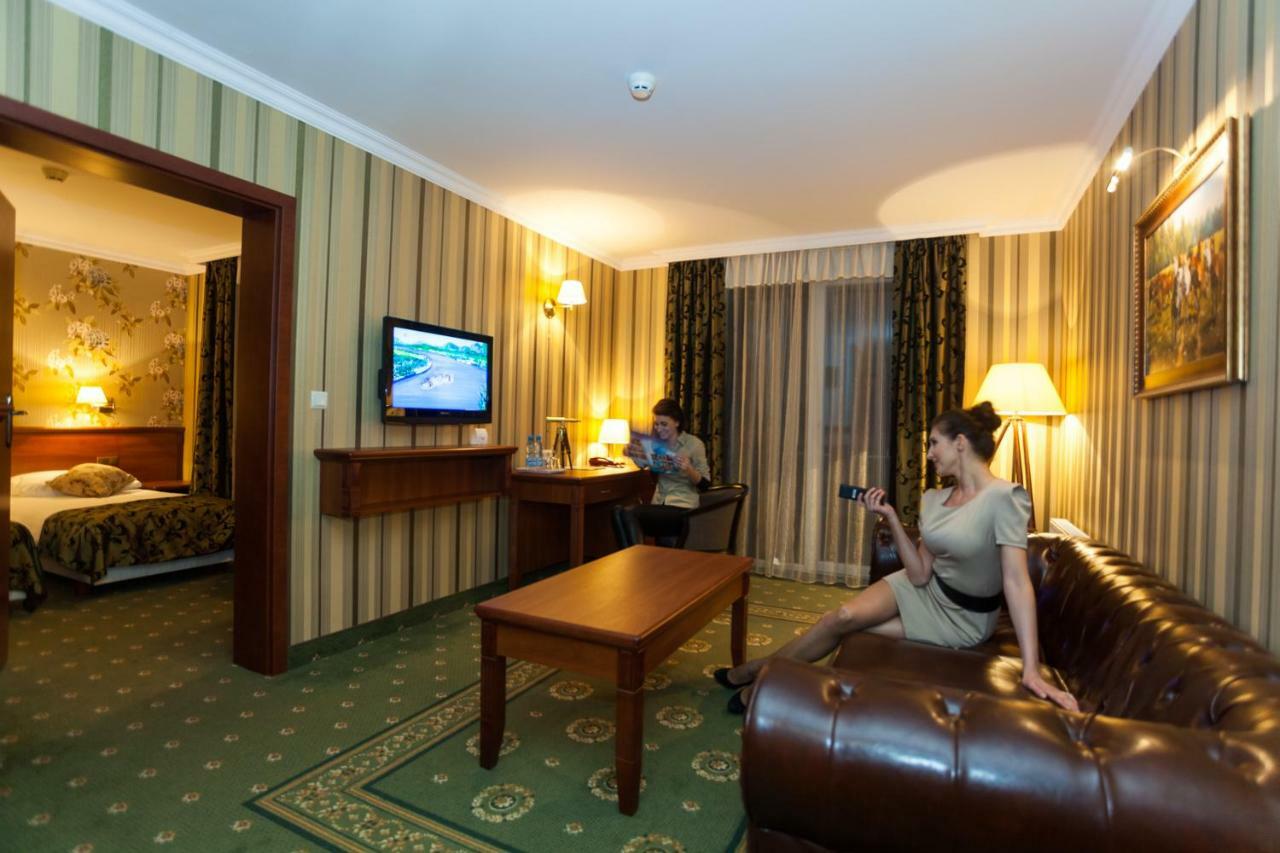 Hotel Albatros Serwy 외부 사진